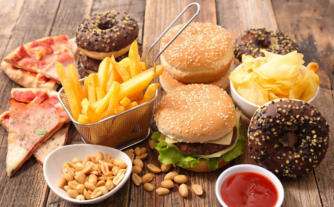 W japońskiej diecie zabronione są słodycze i fast foody.